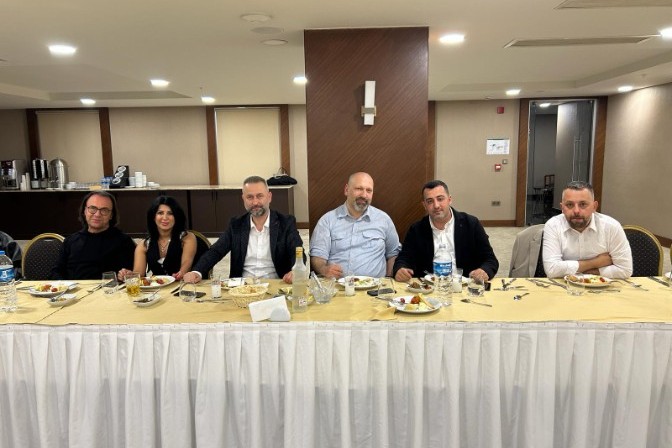 Amisos Grup | İlaç Pazarlama Medikal Dermokozmetik